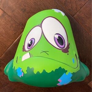 2009 - Nosego A - Vinyl Designer Toy Dreamland Toyworks 8" Boo Boo Blob Slimer